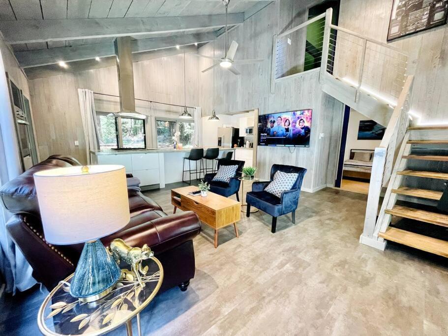 Modern House W. Fast Internet In 1 Acre Land Villa Occidental Eksteriør bilde