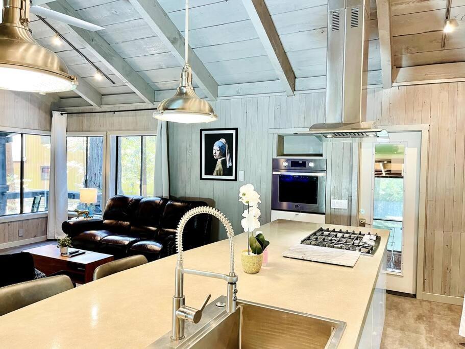 Modern House W. Fast Internet In 1 Acre Land Villa Occidental Eksteriør bilde